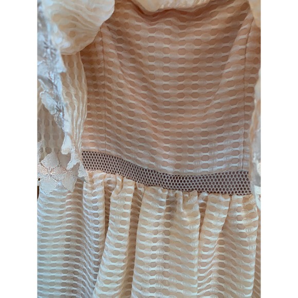 NWT, LA MAISON Talulah Women’s Off The Shoulder Popover Dress, Size Large K223 - Picture 5 of 16